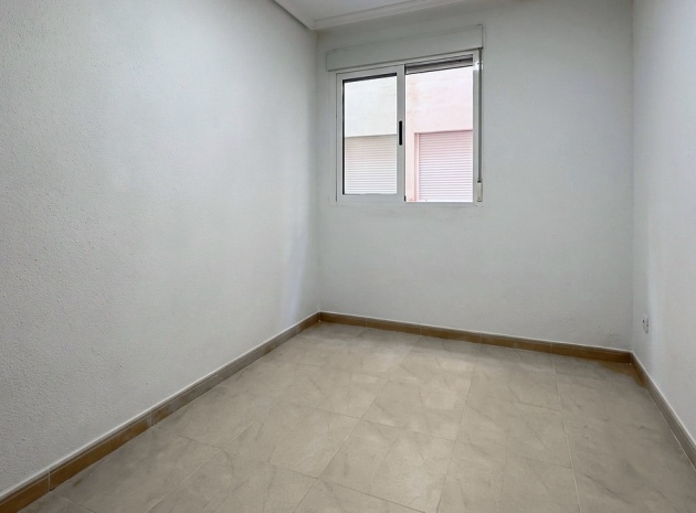 Wiederverkauf - Wohnung - Torrevieja - Torrevieja Centro