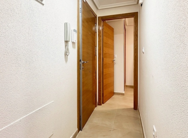 Wiederverkauf - Wohnung - Torrevieja - Torrevieja Centro