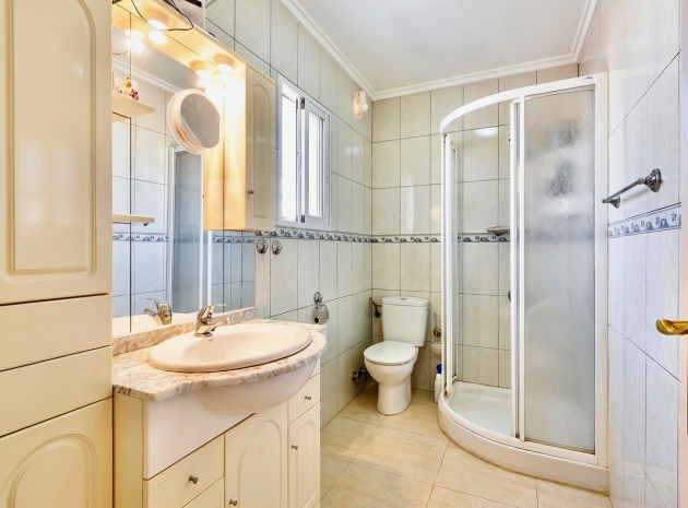 Resale - Townhouse - Torrevieja - Torrevieja Centro
