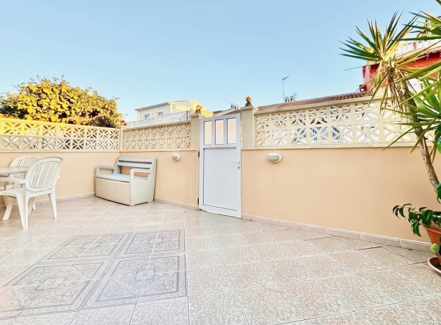 Resale - Townhouse - Torrevieja - Torrevieja Centro