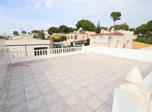 Resale - Villa - Torrevieja - Torrevieja Centro