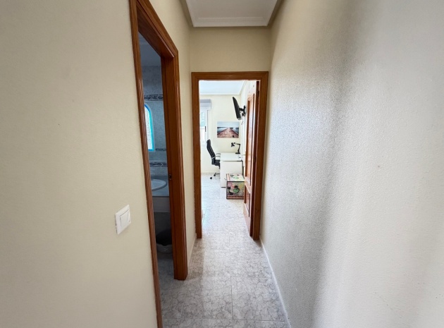 Resale - Villa - Orihuela - Villamartin
