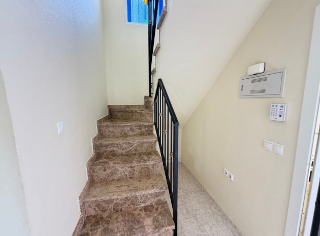 Resale - Villa - Orihuela - Villamartin