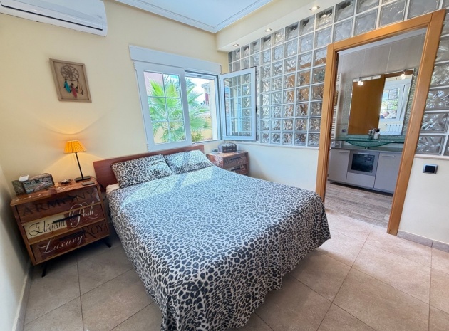 Resale - Villa - Orihuela - Cabo Roig