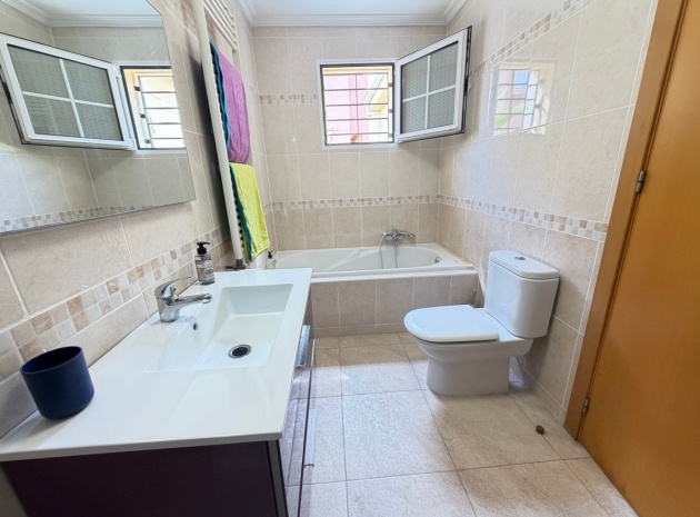 Resale - Villa - Orihuela - Cabo Roig
