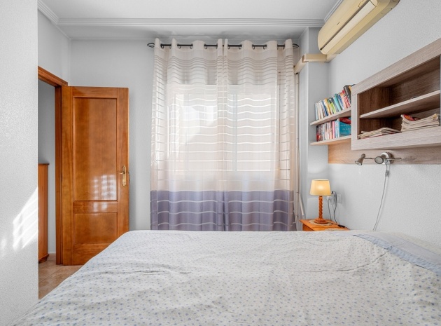 Wiederverkauf - Wohnung - Torrevieja - Torrevieja Centro