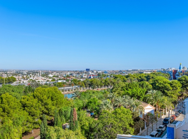 Wiederverkauf - Wohnung - Torrevieja - Torrevieja Centro