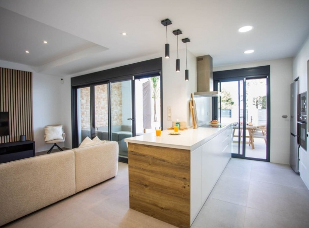 Resale - Villa - Dolores - Dolores Centro