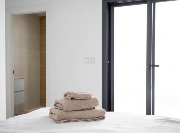 Resale - Villa - Dolores - Dolores Centro