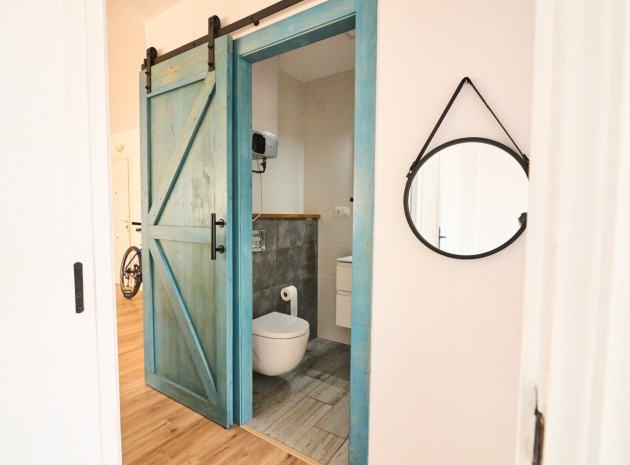Resale - Apartment - Torrevieja - La Mata