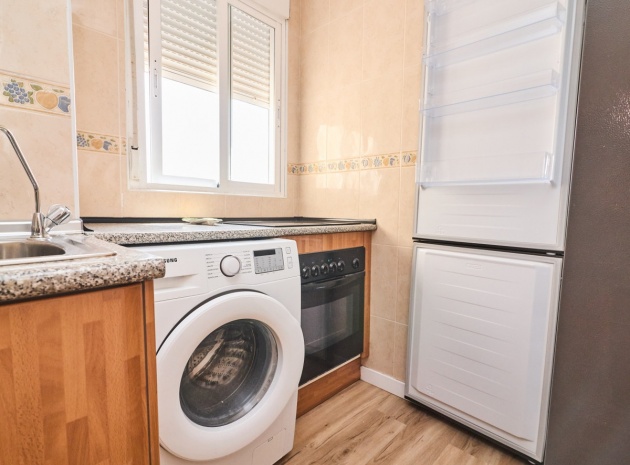 Resale - Apartment - Torrevieja - La Mata