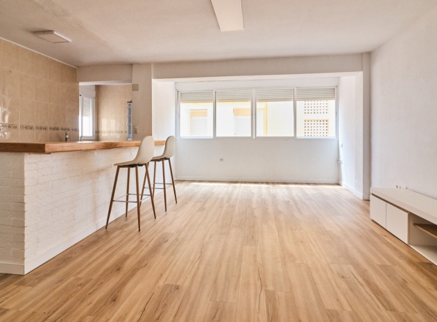 Resale - Apartment - Torrevieja - La Mata