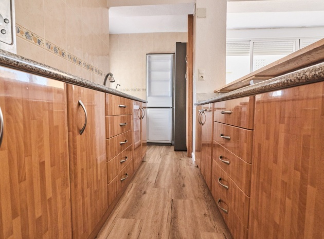Resale - Apartment - Torrevieja - La Mata