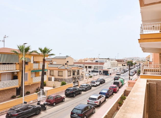 Resale - Apartment - Torrevieja - La Mata