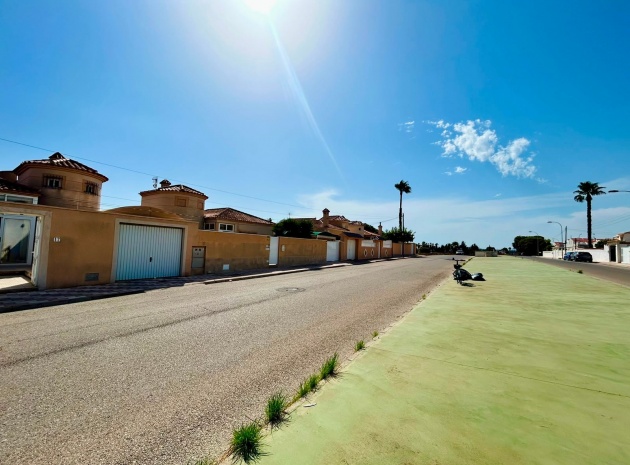 Resale - Villa - Torrevieja - san luis