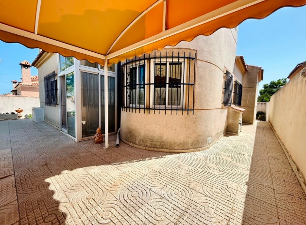 Resale - Villa - Torrevieja - san luis