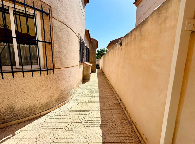 Resale - Villa - Torrevieja - san luis