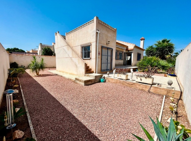 Resale - Villa - Torrevieja - san luis