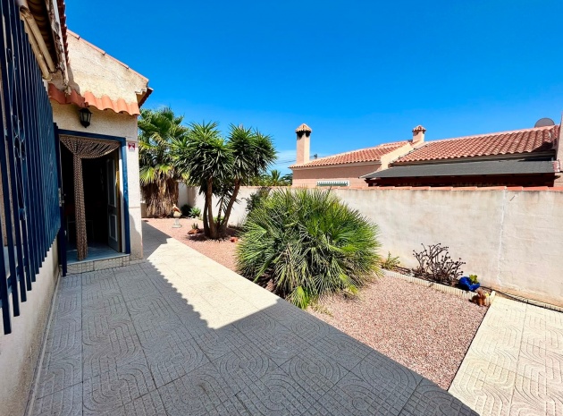 Resale - Villa - Torrevieja - san luis