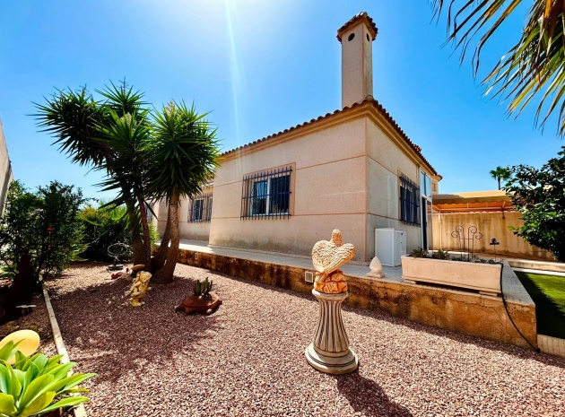 Resale - Villa - Torrevieja - san luis
