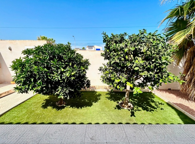 Resale - Villa - Torrevieja - san luis