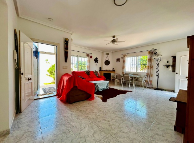 Resale - Villa - Torrevieja - san luis