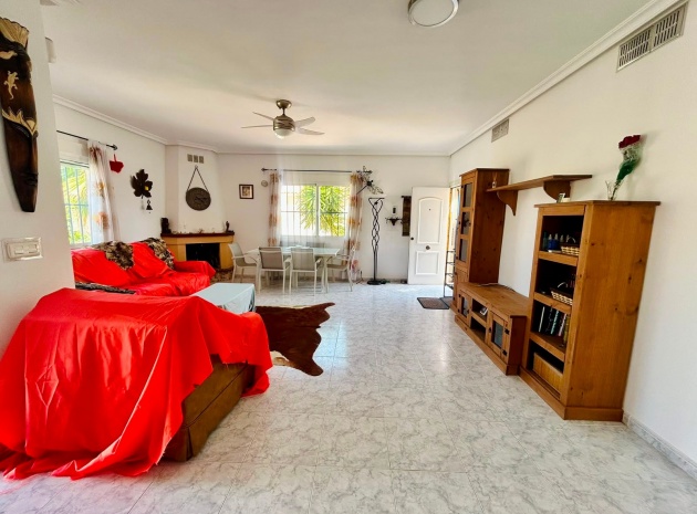 Resale - Villa - Torrevieja - san luis