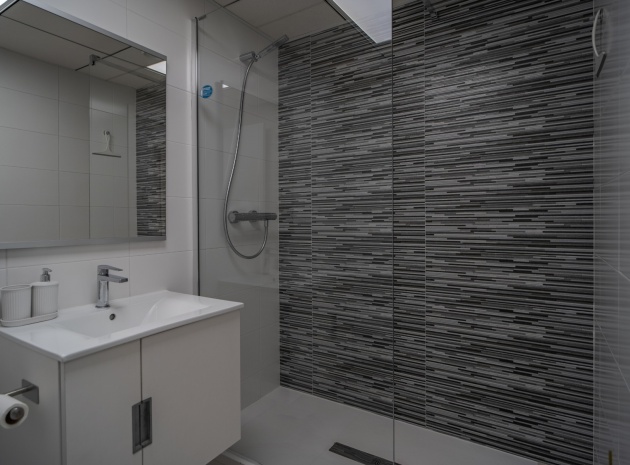 Resale - Apartment - Mil Palmeras - Beachside Mil Palmeras