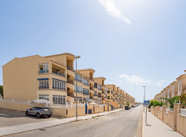 Resale - Apartment - Punta Prima - La Cinuelica