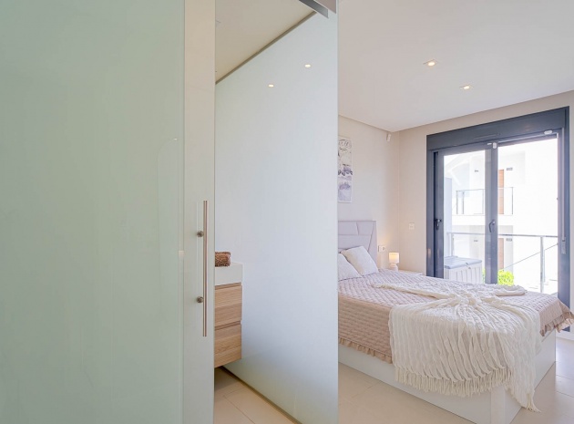 Resale - Apartment - Punta Prima - la cenula