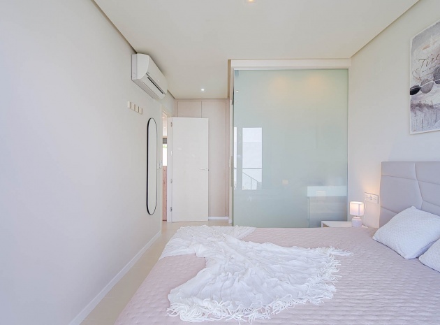 Resale - Apartment - Punta Prima - la cenula