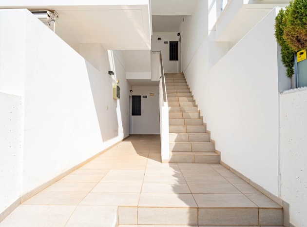 Resale - Apartment - Punta Prima - la cenula