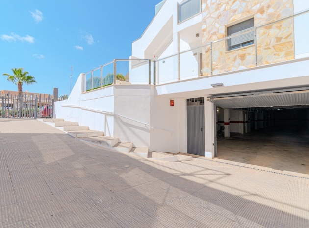 Resale - Apartment - Punta Prima - la cenula