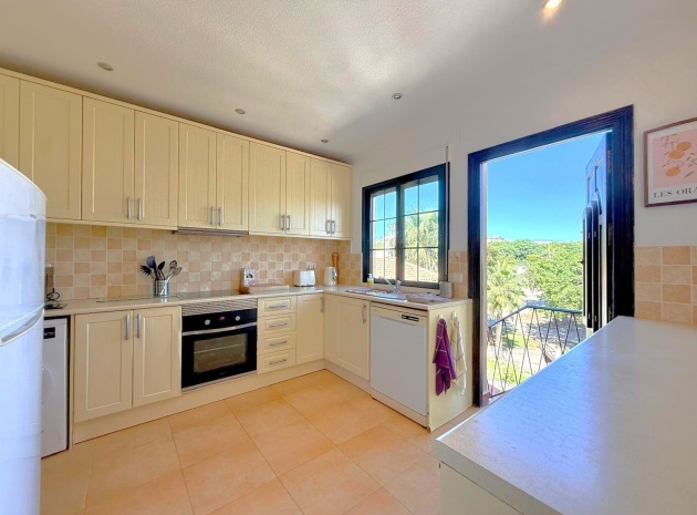 Resale - Villa - Villamartin - rioja