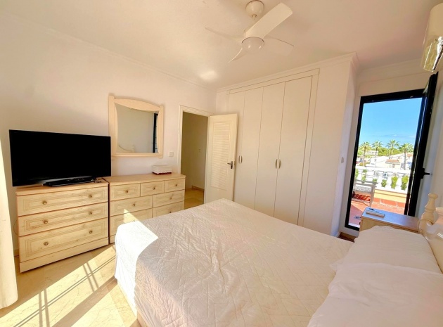 Resale - Villa - Villamartin - rioja