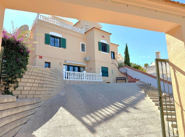 Resale - Villa - Villamartin - rioja
