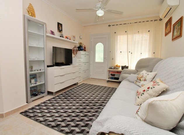 Resale - Villa - Playa Flamenca - avalon