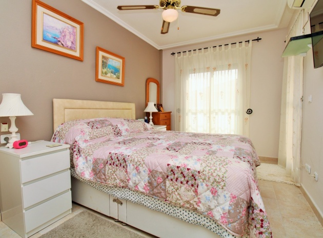 Resale - Villa - Playa Flamenca - avalon