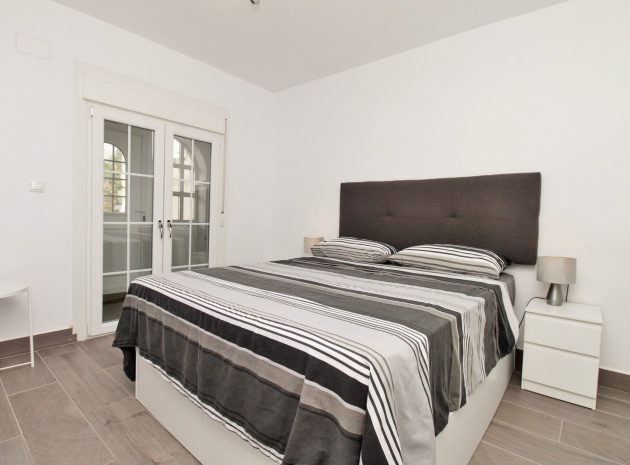 Resale - Townhouse - Villamartin - verdemar