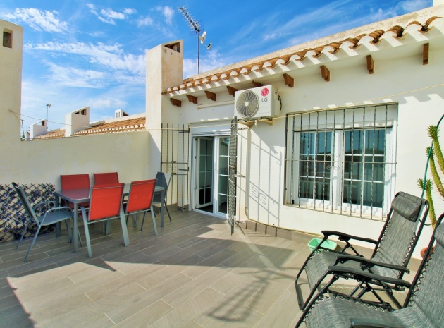 Resale - Townhouse - Villamartin - verdemar