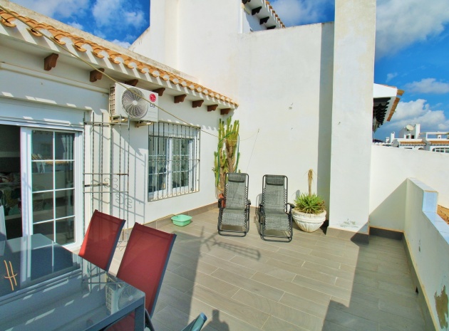 Resale - Townhouse - Villamartin - verdemar