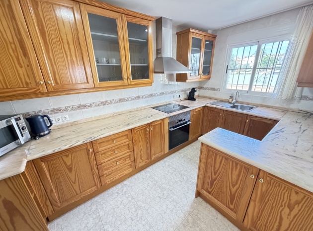 Resale - Villa - Villamartin - El Galan