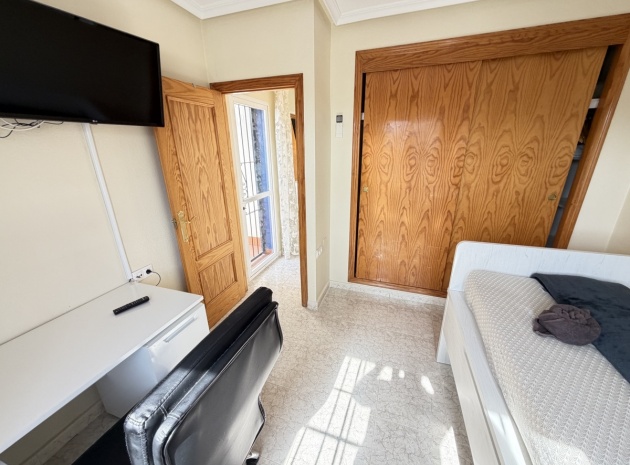 Resale - Villa - Villamartin - El Galan