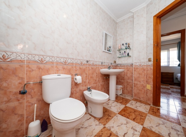 Resale - Villa - Playa Flamenca - san jose