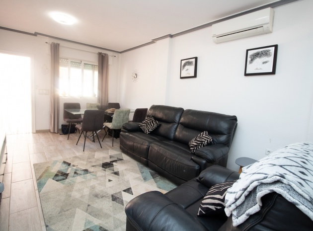 Resale - Townhouse - Playa Flamenca - las chismosas