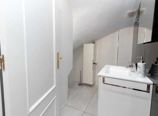 Resale - Townhouse - Playa Flamenca - las chismosas