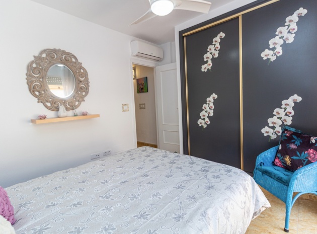 Resale - Townhouse - Playa Flamenca - las chismosas