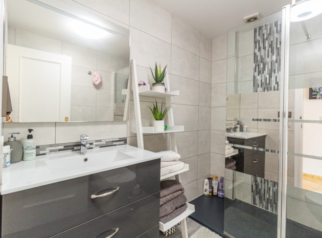Resale - Townhouse - Playa Flamenca - las chismosas