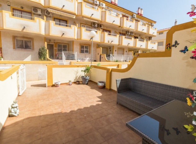 Resale - Townhouse - Playa Flamenca - las chismosas