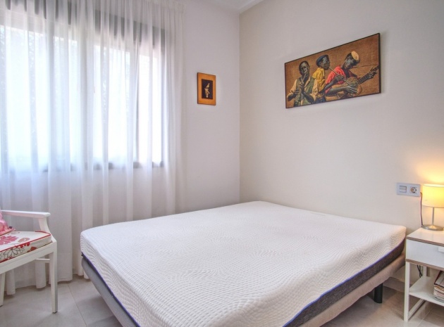 Resale - Villa - Dolores - Dolores Centro